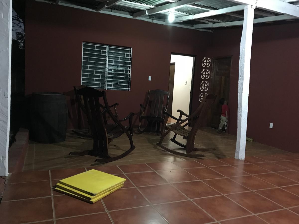 Hostal Augustos San Juan del Sur Ngoại thất bức ảnh