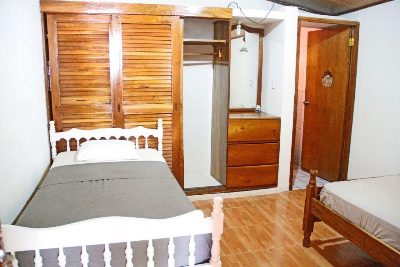 Hostal Augustos San Juan del Sur Ngoại thất bức ảnh